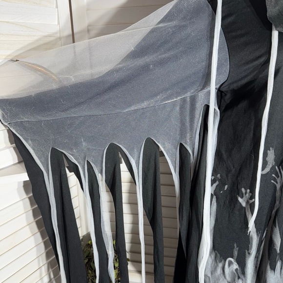 Spirit Ghoul Soul Eater Costume Black Grey White Size S - Picture 9 of 16